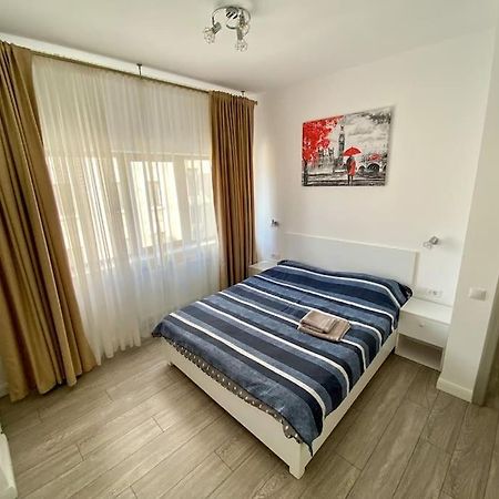 Cozy Central Apartment With 2 Rooms Bucarest Exterior foto